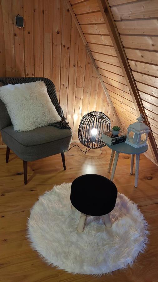Villa Kuca Za Odmor "Med Strmci" à Zlobin Extérieur photo