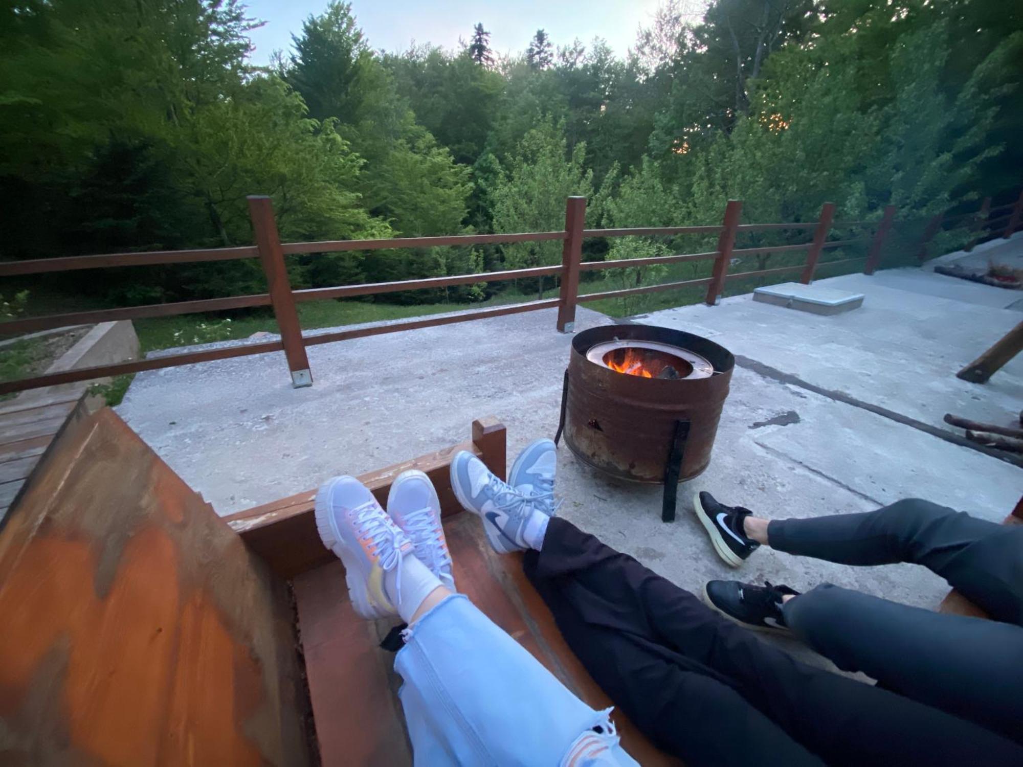 Villa Kuca Za Odmor "Med Strmci" à Zlobin Extérieur photo